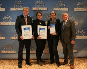 Die Preisträger (v.l.): Clemens Schulz (ZDS), Monika Larch (FNL), Kathrin Seeger (Hof Seeger), Dr. Anton Kraus (FNL)