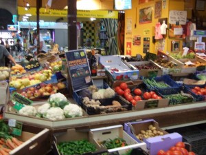 Narbonne_Markthalle_2