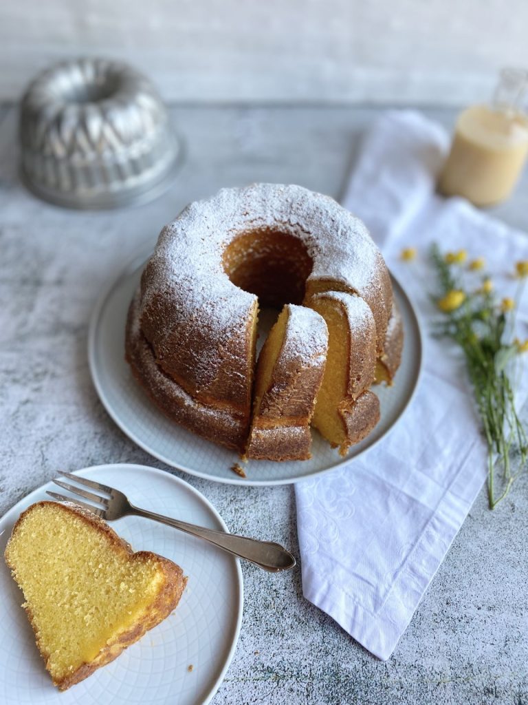 Rezept - Saftiger Eierlikör-Rührkuchen - Foto: Schapfenmühle