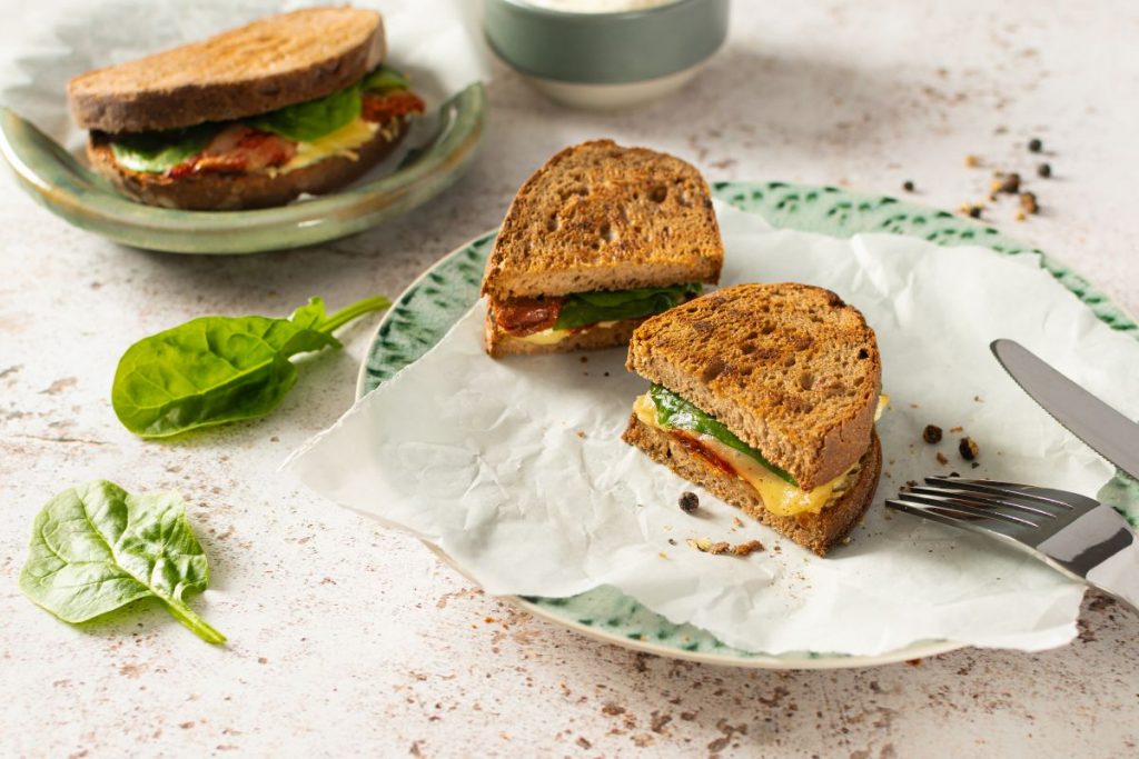 Tutti i sensi Rezept - Vegane Grilled Cheese Sandwiches - Rezept und Foto von B:Pure