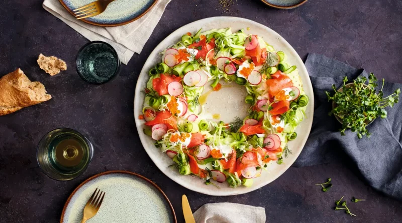 Rezept: Festlicher Lachs-Avocado-Ring