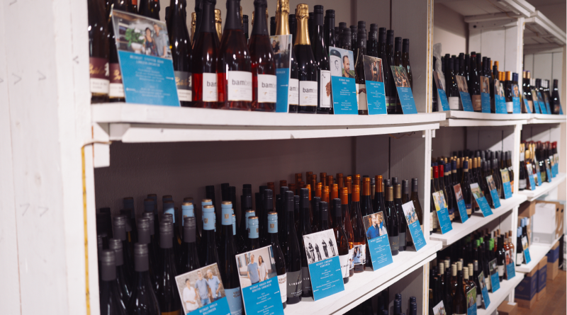 Weingenuss trifft Kreativität – die Pop-Up Naheweinhandlung öffnet ihre Türen