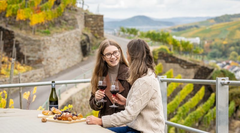 Frühling im Ahrtal: Neue Wein-Entdecker-Touren und genussvolle Wandererlebnisse