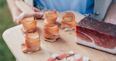 30 Jahre Südtiroler Speck g.g.A.: Zwischen Tradition, Aperitivo und Genussmomenten zu Hause