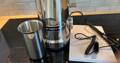 Aarke Coffee Grinder im Test: Gleichmäßiges Mahlgut und präzise Dosierung